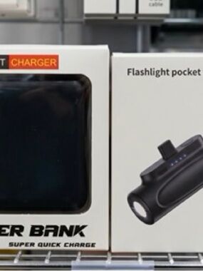 10000mAh Fast  Power Bank, 4 Attach Cables,  Mini flashlight 5000 mah power bank